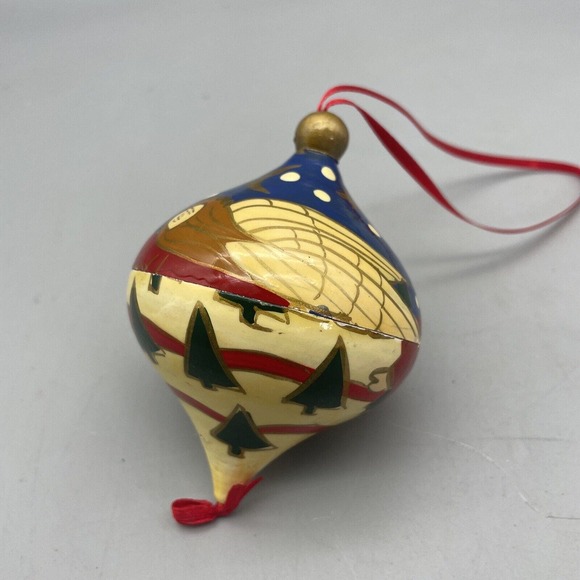 Wooden Nesting Ornament - Picture 6 of 6